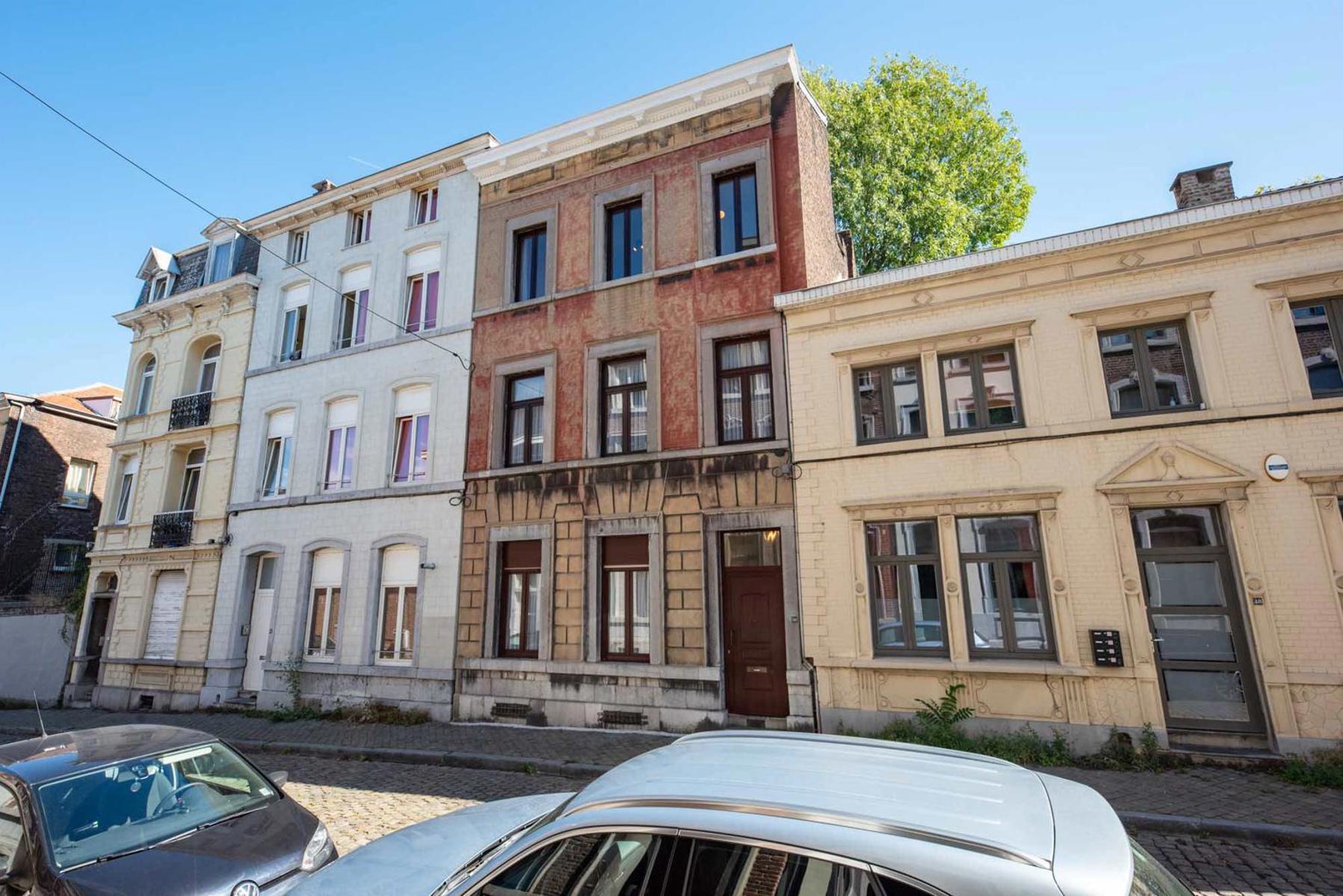 Maison située sur le Mont Saint-Martin